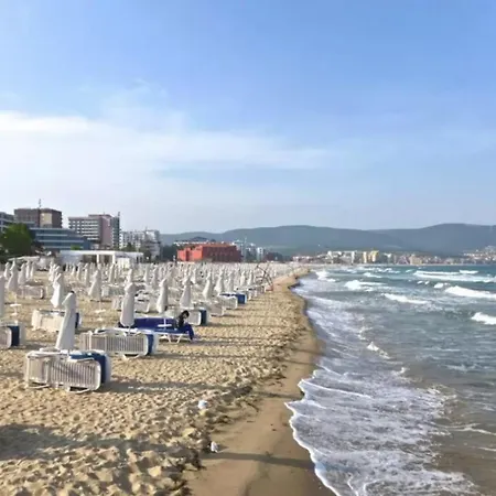 Victoria Two Bedroom Sunny 아파트 *