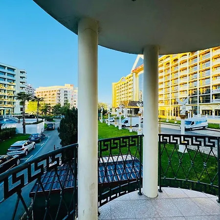아파트 Victoria Two Bedroom Sunny