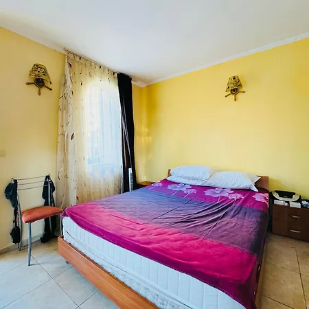 아파트 Victoria Two Bedroom Sunny *