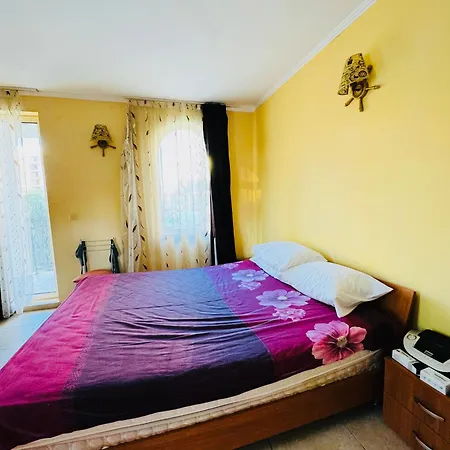 Victoria Two Bedroom Sunny アパート サニービーチ