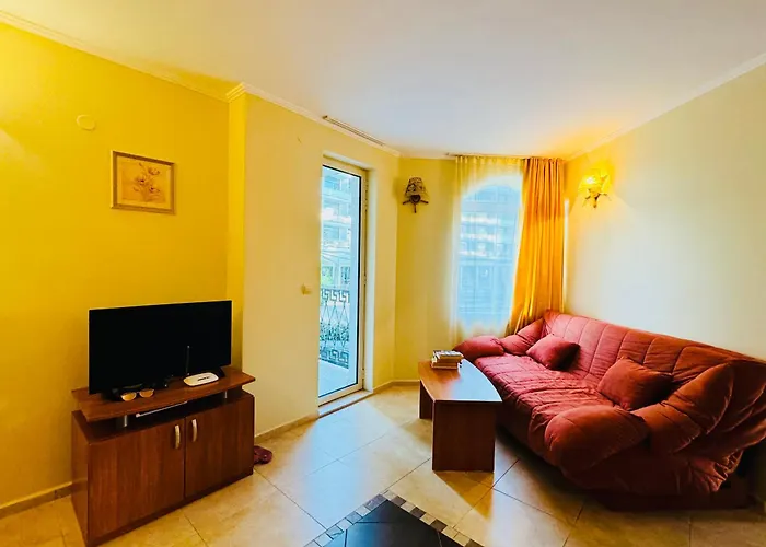 Victoria Two Bedroom Sunny