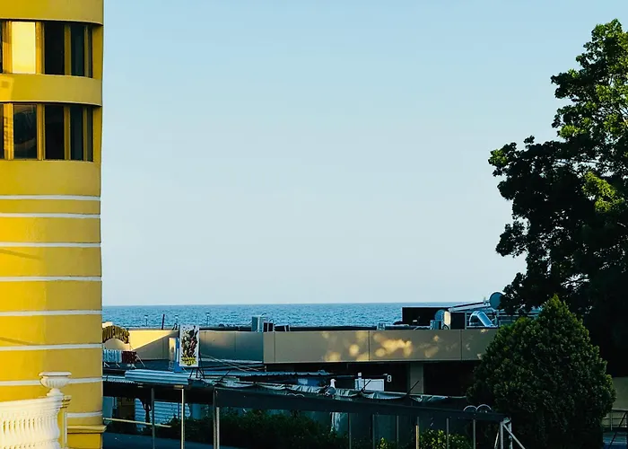 Apartamento Victoria Two Bedroom Sunny